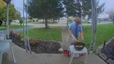 Ohio boy leaves candy for other kids when he finds empty trick-or-treat bowl