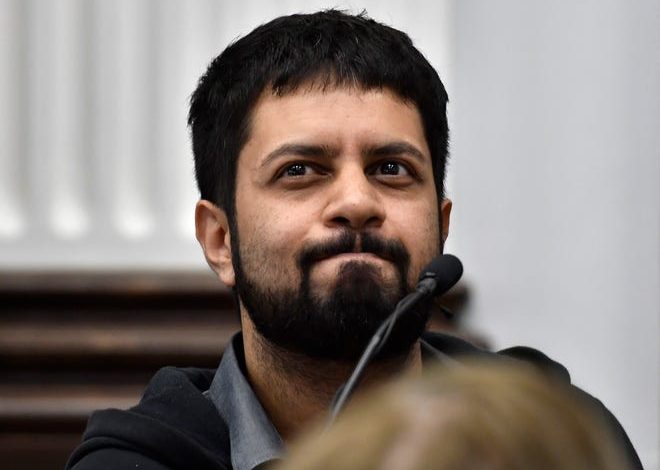 Anmol Khindri, whose family owns Car Source, testifies during Kyle Rittenhouse's trial at the Kenosha County Courthouse on November 5, 2021 in Kenosha, Wisconsin.