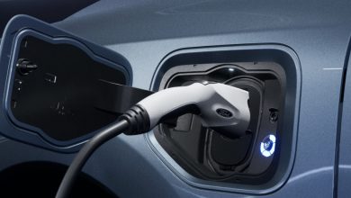 How to stop fast charging EVs could be shorter without more bulky cables