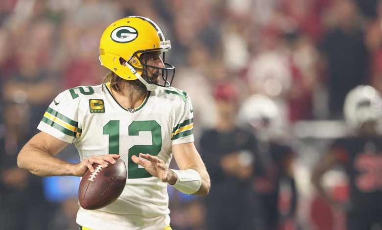 Packers QB Aaron Rodgers, who said he was 'immunized,' reportedly tests has COVID : Coronavirus Updates : NPR