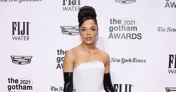 Tessa Thompson Wounded elbow gloves for the Gotham Awards