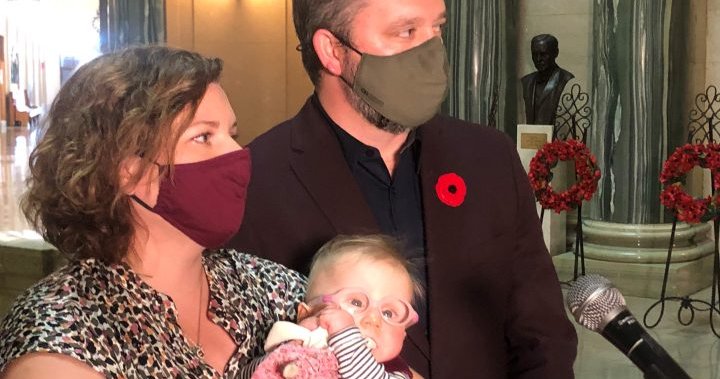 Saskatchewan baby awaiting MRI visits legislature as government announces service resumption