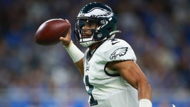 Eagles' Nick Sirianni gives Jalen Hurts an unsuccessful score in revenue performance compared to Giants