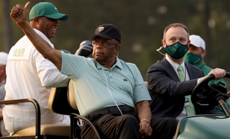 The golf world reacts to the death of Lee Elder, the first black golfer to compete in the Masters
