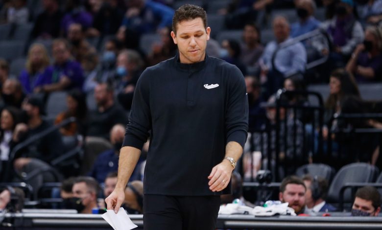 Why did the kings fire Luke Walton?  Sacramento fires head coach after lackluster start to the season