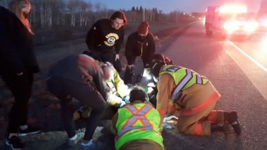 Edmonton Huskies football team help motorcycle crash victim on Saskatchewan highway