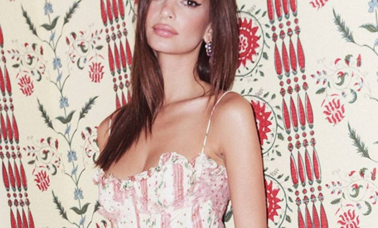 Why Emily Ratajkowski Didn't Want to Write About "Blurred Lines"