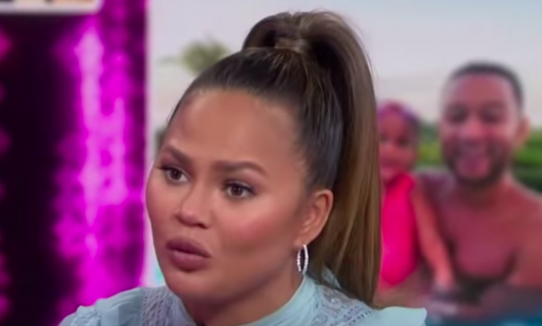 Chrissy Teigen Posts Pic USING THE BATHROOM ON IG.  .  .  Fans want her account BANNED!!