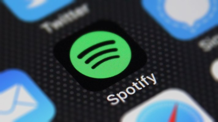 Spotify expands into audiobooks with acquisition of Findaway – TechCrunch