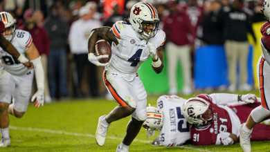 Auburn RB Tank Bigsby's Q4 Confusion Helps Fuel Alabama's Return to 2021 Iron Bowl