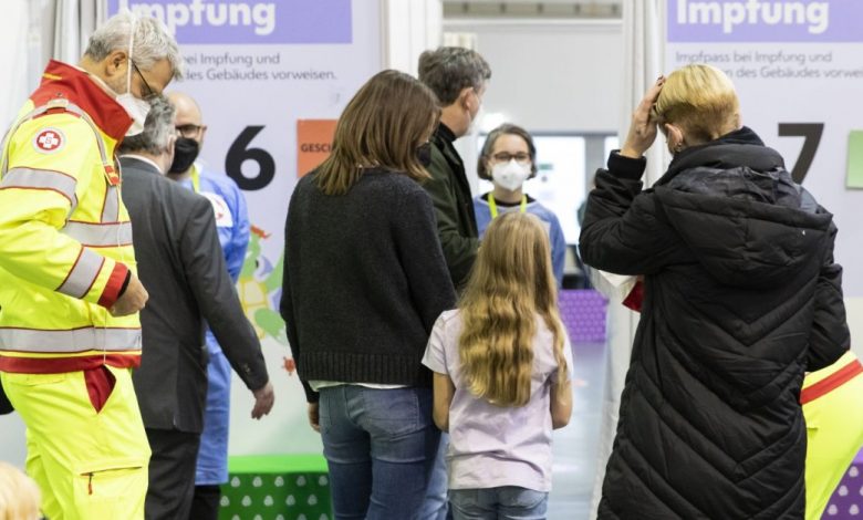 Austria imposes unprecedented COVID-19 lockdown on unvaccinated residents amid spike in cases