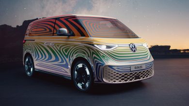Electric 2024 VW Bus teased, reveal set for 2022
