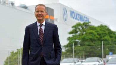 Herbert Diess continues work, will steer VW into its electric future