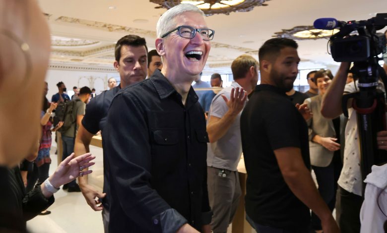 Morgan Stanley raises Apple stock price target to $200