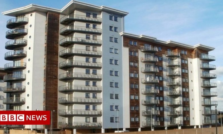 Cover: Welsh government buys some apartments affected by crisis