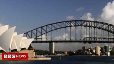 Brexit: UK signs free trade deal with Australia