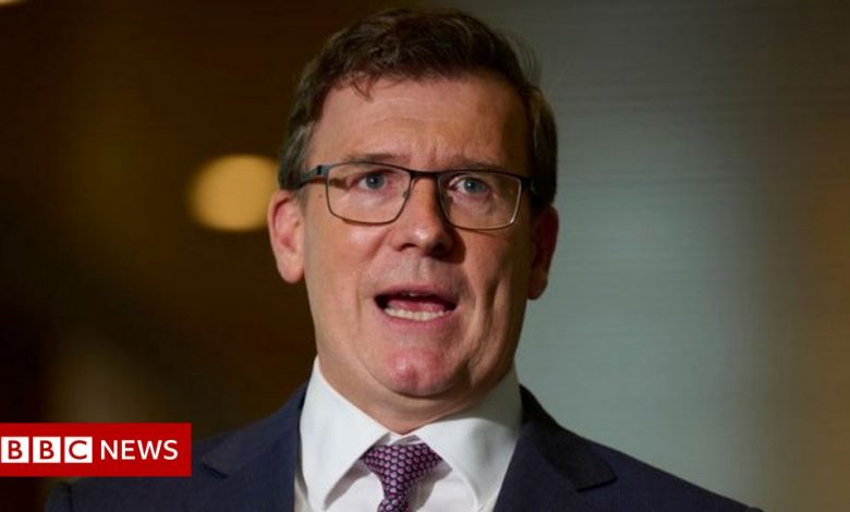 Alan Tudge: Australian minister stands aside over 'abusive' infidelity allegations