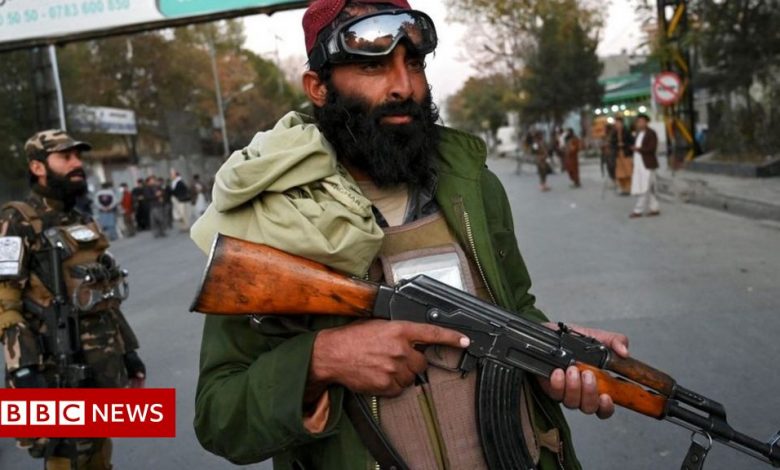 Afghanistan: Taliban warns against former security forces
