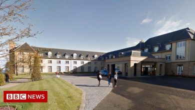 Covid in Scotland: Omicron outbreak linked to St Andrews . hotel party