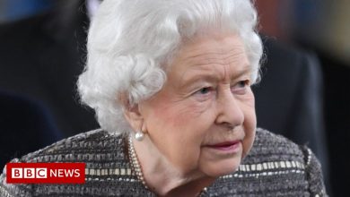 Queen cancels family lunch before Christmas as Omicron raises prices