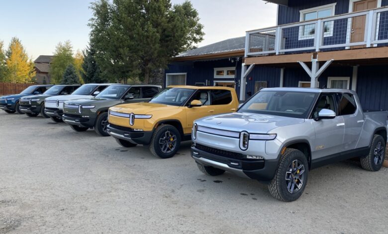 Rivian R1S and R1T with max battery pack delayed to 2023