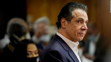 Ethics committee votes to order former NY Governor Cuomo to return $5.1 million in pandemic book trade income to the state