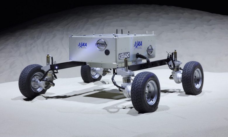 Nissan Lunar Rover uses e-4ORCE AWD to avoid getting stuck