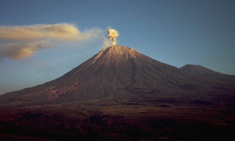 Rain Caused Volcano to Erupt… Because Climate Change? – Watts Up With That?