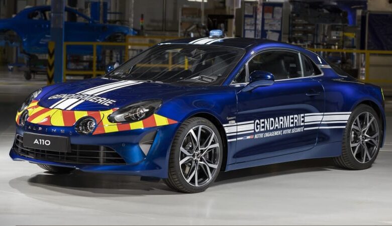 Alpine A110 joins the patrol car fleet of the French Gendarmerie