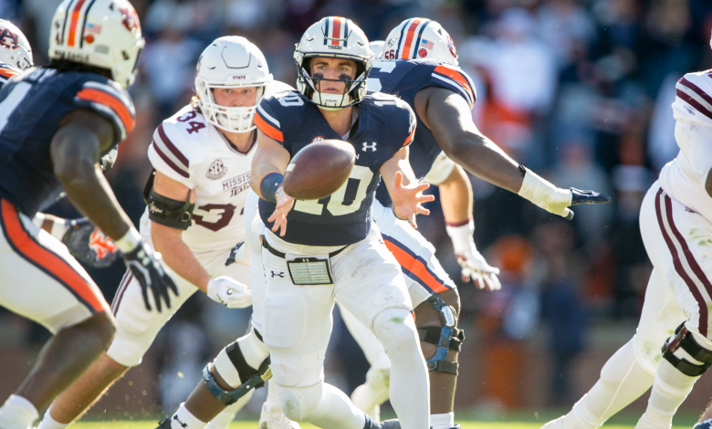 Bo Nix, Tank Bigsby in transfer portal: What does that mean for Auburn?