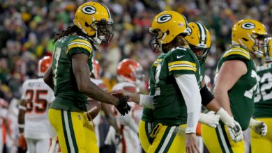 Davante Adams future with Packers may depend on Aaron Rodgers decision