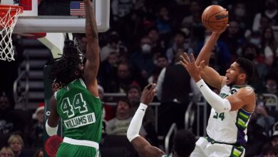 Giannis Antetokounmpo leads Bucks rally against Celtics: Live scores, updates, highlights from 2021 NBA Christmas game