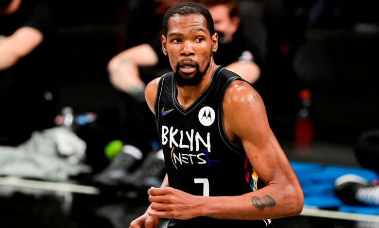 Kevin Durant lights up Skip Bayless after Twitter compliment: 'I really don't like you'