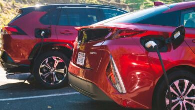 EPA says automakers can meet stricter 2026 fleet standards with just 17% of EV sales