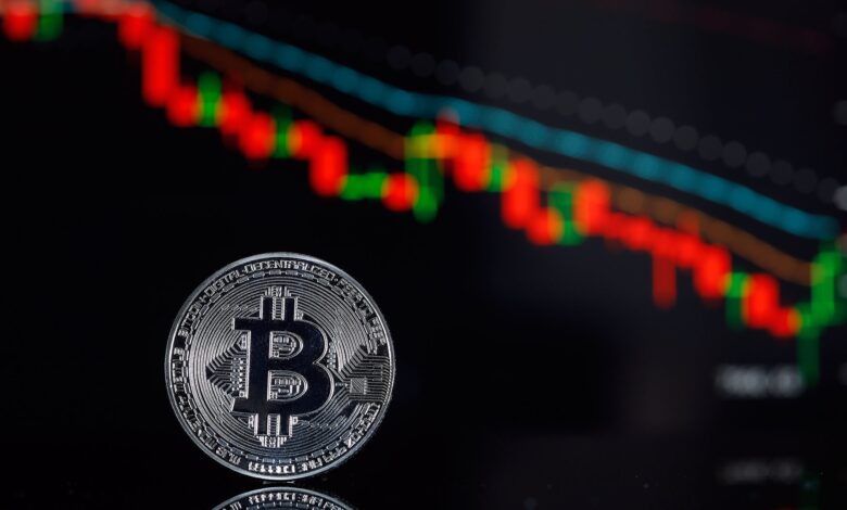 Bitcoin Bulls Again After Short Drop Below $33,000, But Analysts Still Expect Deeper Losses