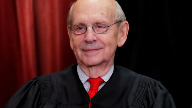 Supreme Court Justice Stephen Breyer retires, gives Biden chance to nominate replacement
