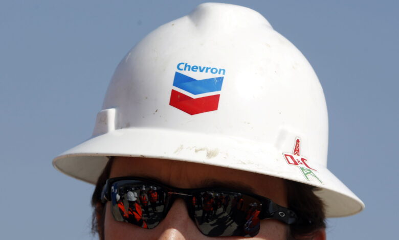 Chevron (CVX) revenue in Q4 2021