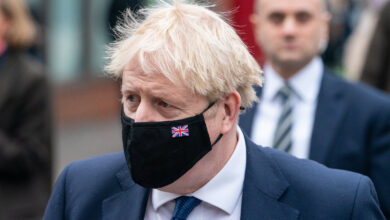 UK Prime Minister Boris Johnson apologizes for anger during locked drinks party
