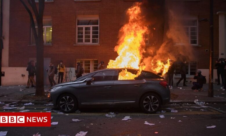 Burning cars in France on New Year's Eve