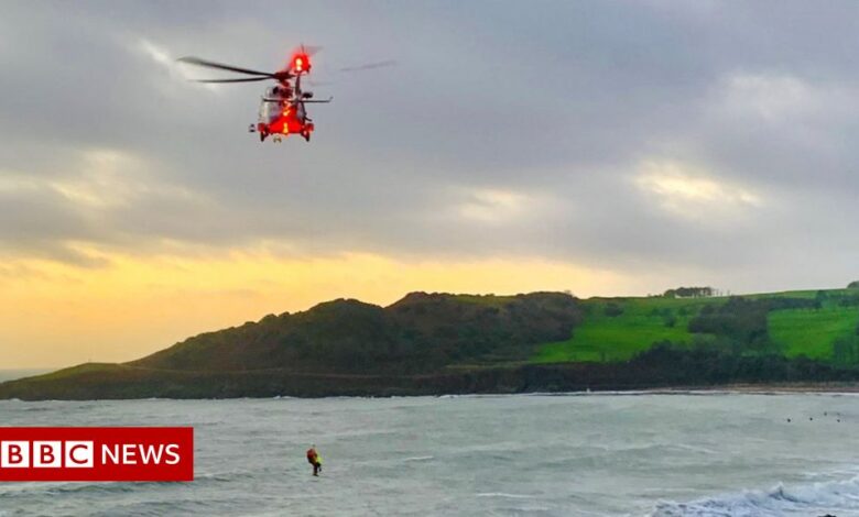 Child and woman rescued from Mumbles Rock by helicopter