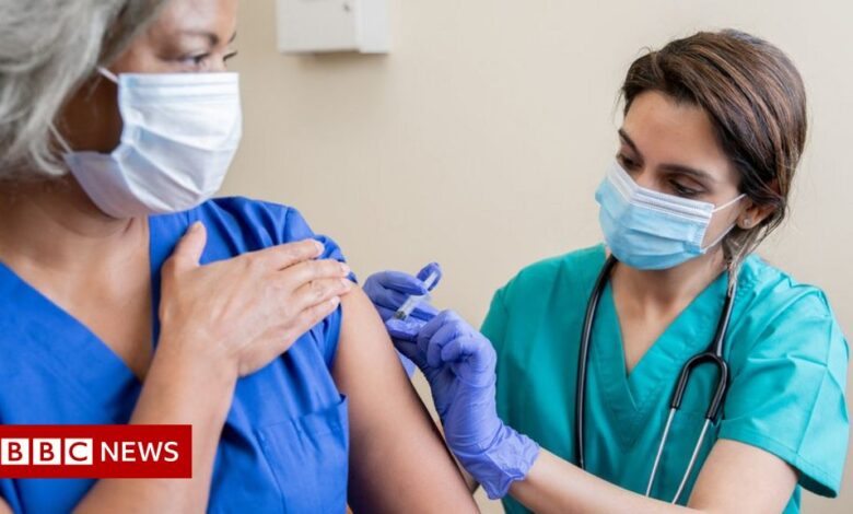 Call to postpone mandatory Covid vaccination for NHS staff