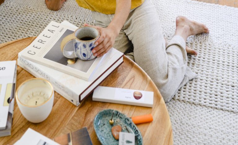 20 self-help books to read if you feel stuck and unmotivated in life
