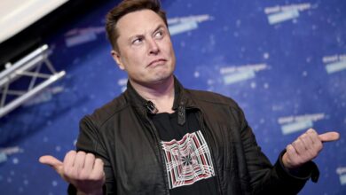 Elon Musk offers teenager $5,000 to stop tracking his private jet