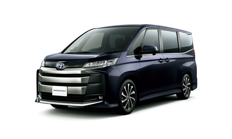 Toyota launches Noah minivan and Voxy grille
