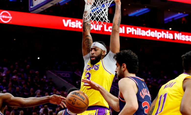 Anthony Davis sparkles in Philadelphia but Lakers supporting cast doesn't support
