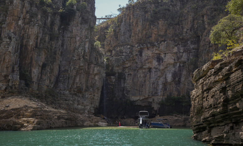 A rock wall falls on boaters in a lake in Brazil, killing 6: NPR