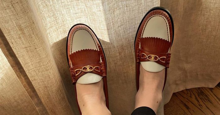 19 most beautiful shoes with elastic soles but still luxurious