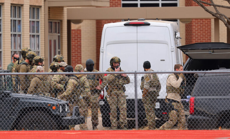 Authorities negotiate with man who took hostages at Texas synagogue: NPR