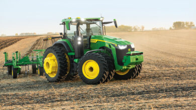 John Deere's Fully Automated Tractor Will Start Plowing in 2022