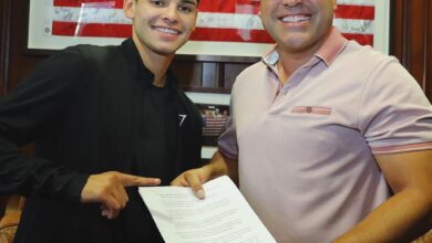 Oscar De La Hoya disappointed in team Isaac Cruz for turning down "attractive" offer to face Ryan Garcia